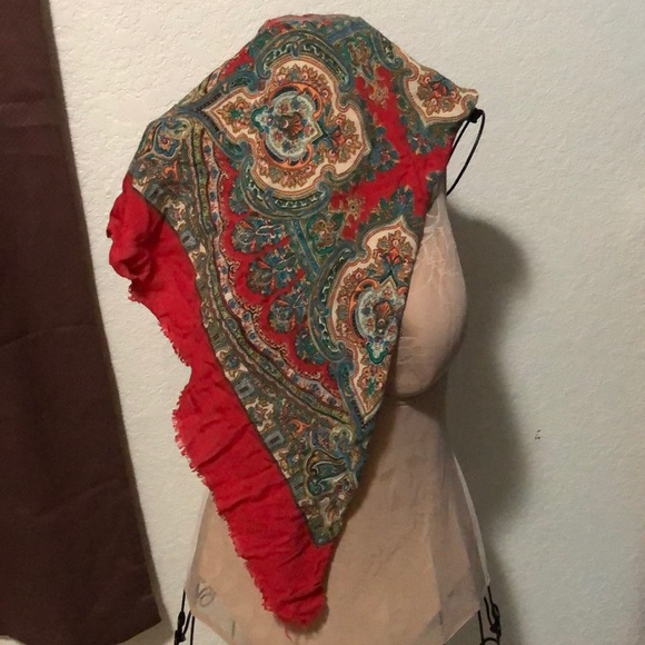 SCARF - Picture 5 of 6